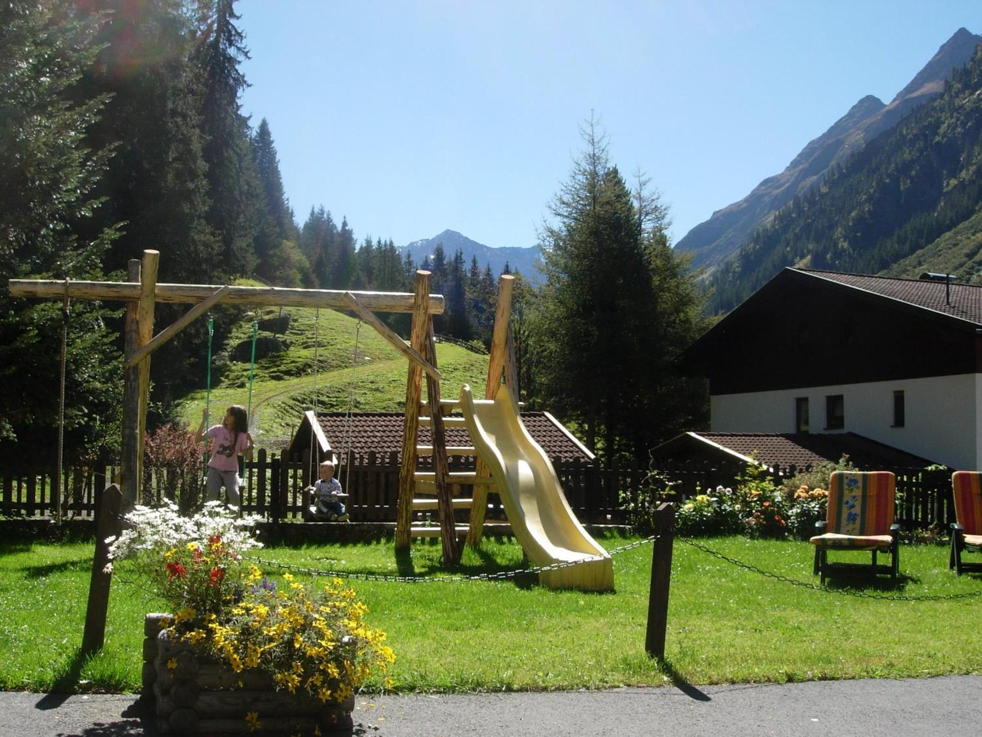Haus Waldheim Ξενοδοχείο Sankt Leonhard im Pitztal Εξωτερικό φωτογραφία